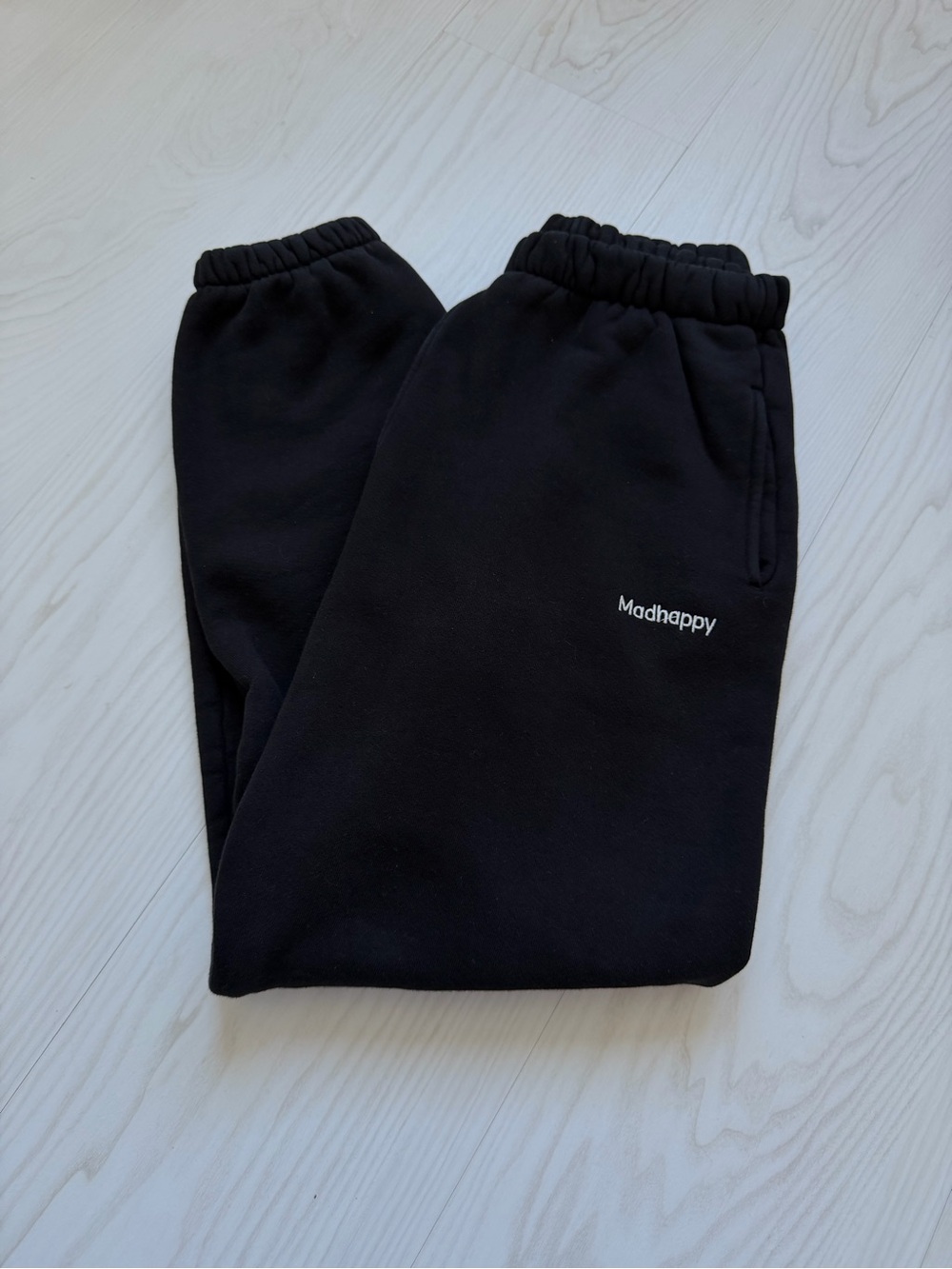 Madhappy Classics Fleece Sweatpant Black - Picture 2 of 4